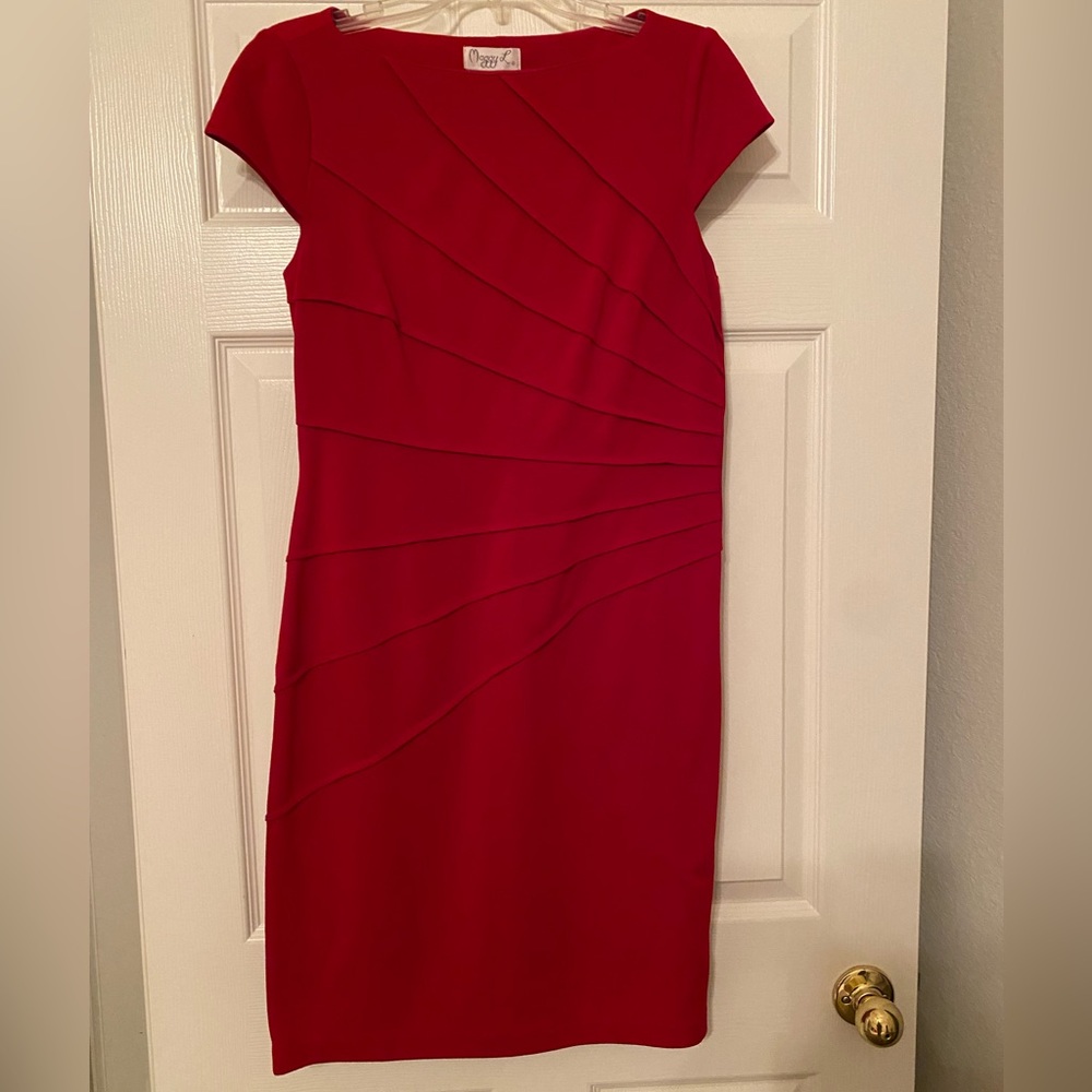 Knit pin-tucked cap-sleeve dress